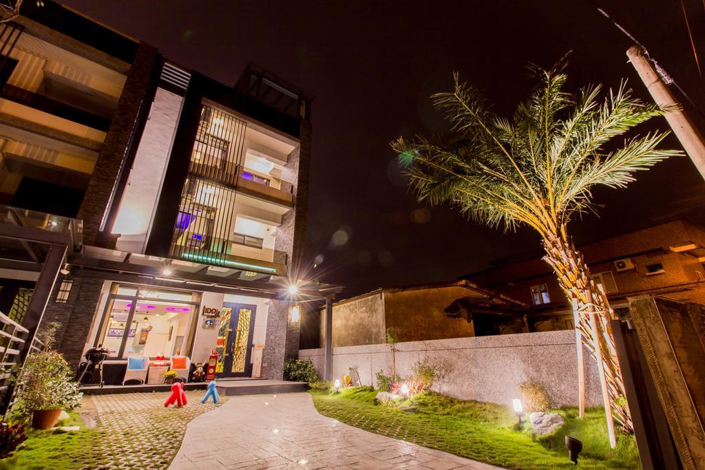宜蘭i Do主題電梯民宿 Wujie Exterior photo